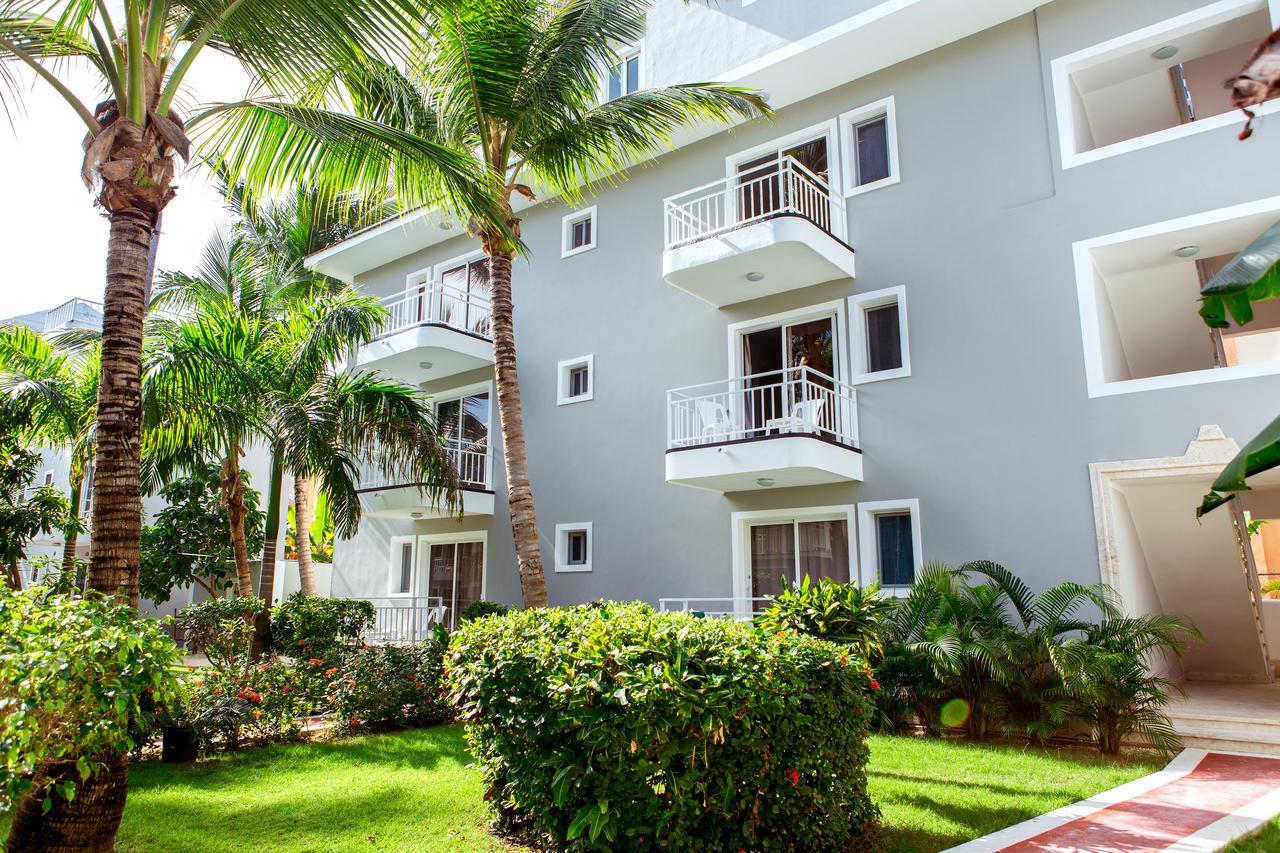 Hotel Fiesta Deluxe Punta Cana Exterior foto