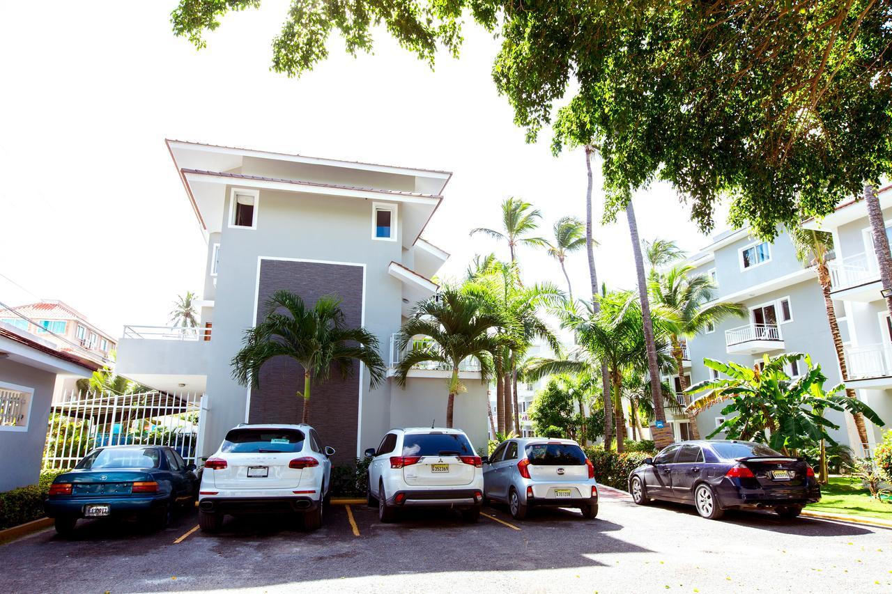 Hotel Fiesta Deluxe Punta Cana Exterior foto