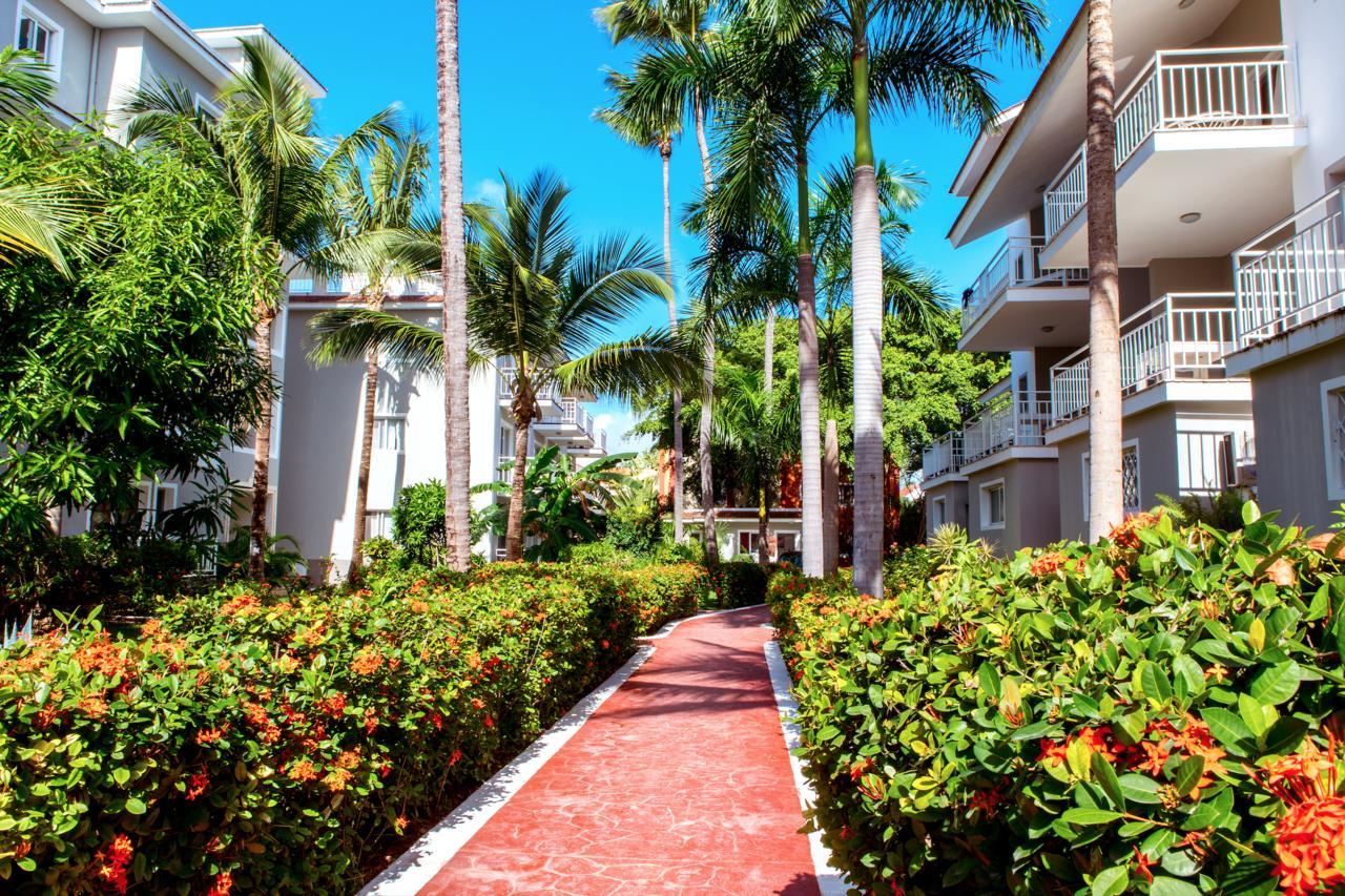 Hotel Fiesta Deluxe Punta Cana Exterior foto