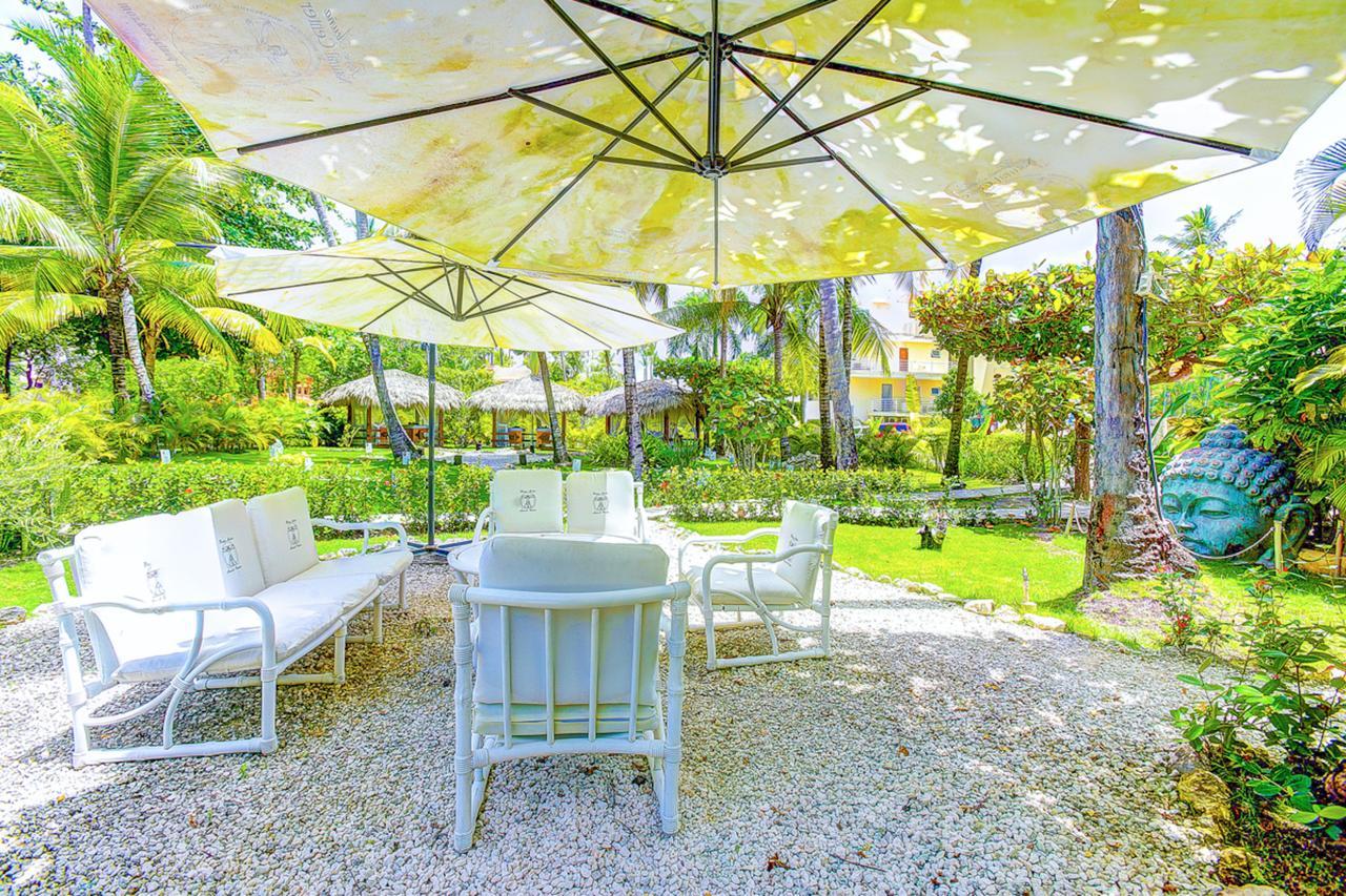Hotel Fiesta Deluxe Punta Cana Exterior foto